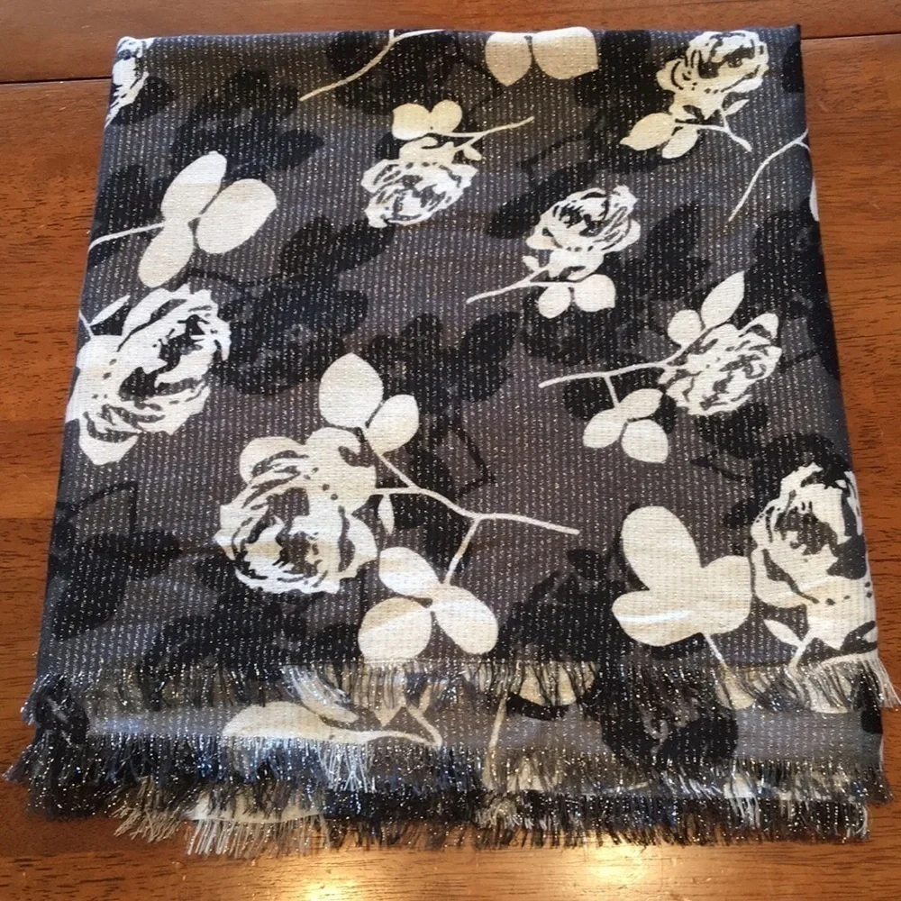 Oversized rose scarf wrap, black, white, gray